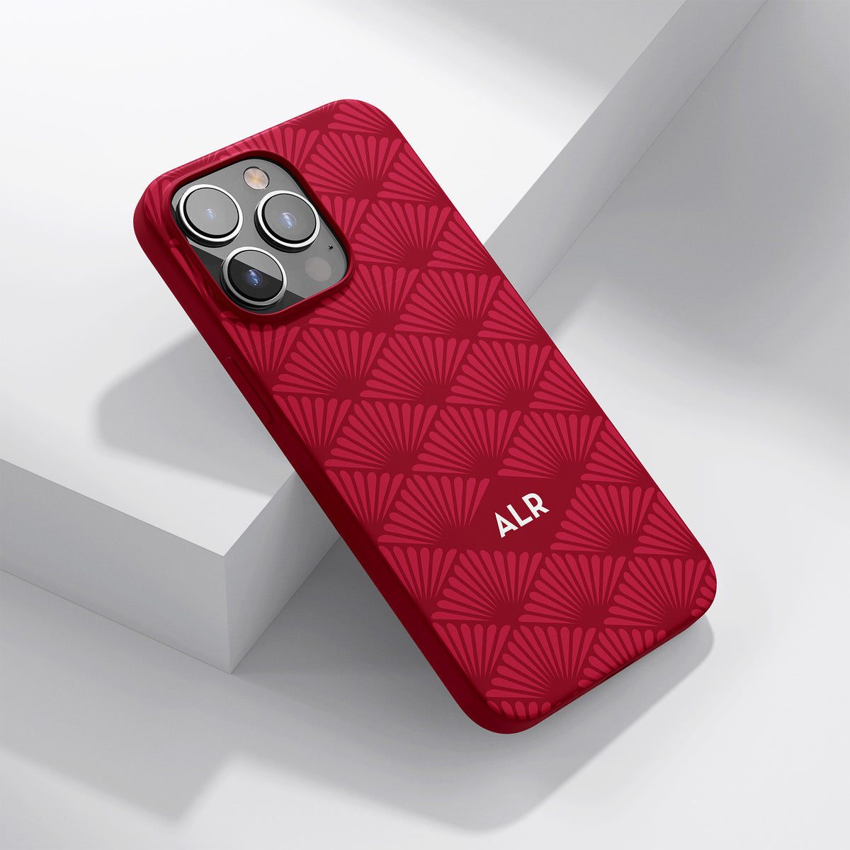 Give your phone an elegant update with our Fan Diamonds phone case.