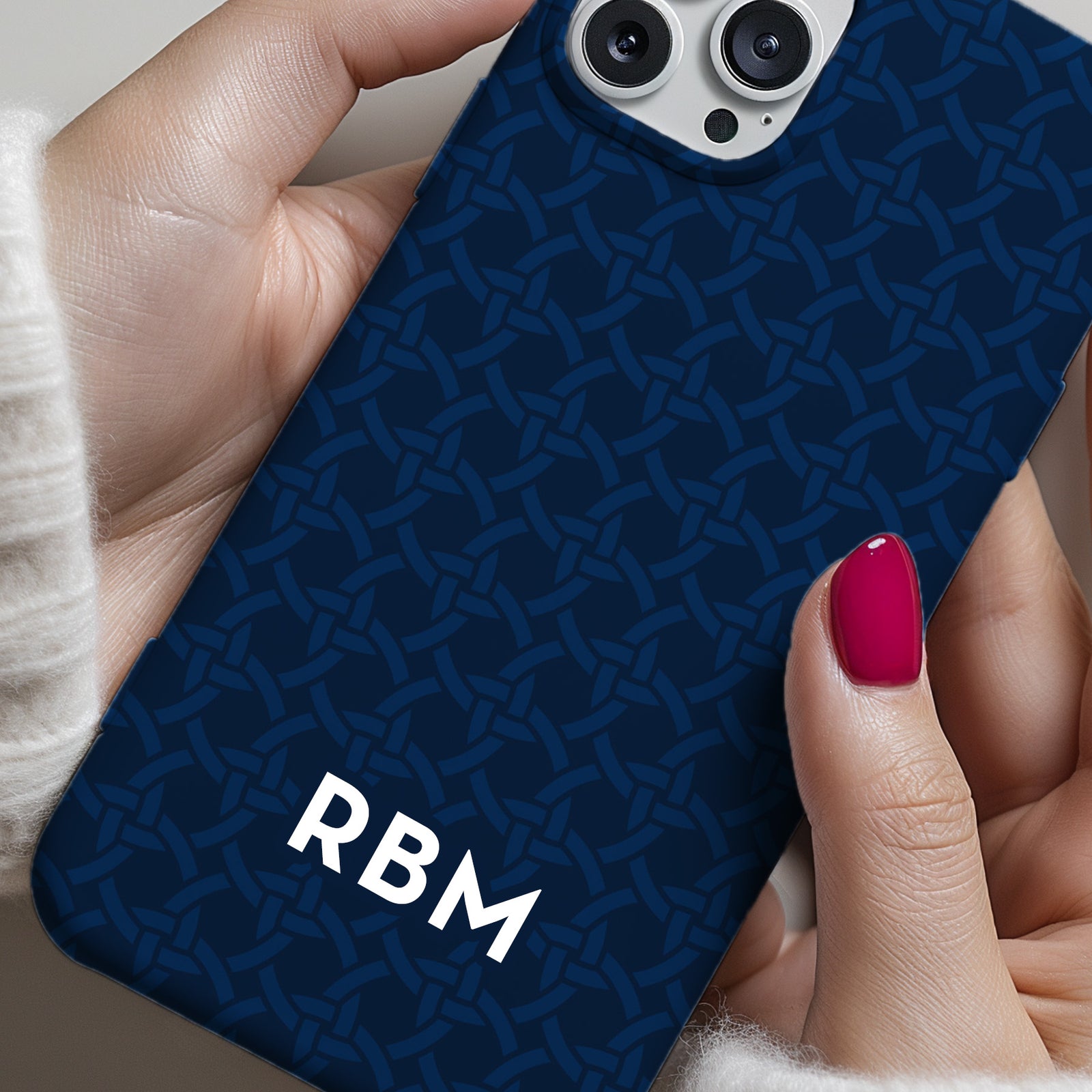 Personalizable navy and blue interlocking rings phone case for Auburn fans – a stylish and elegant way to showcase your Tiger pride with a personalized touch!