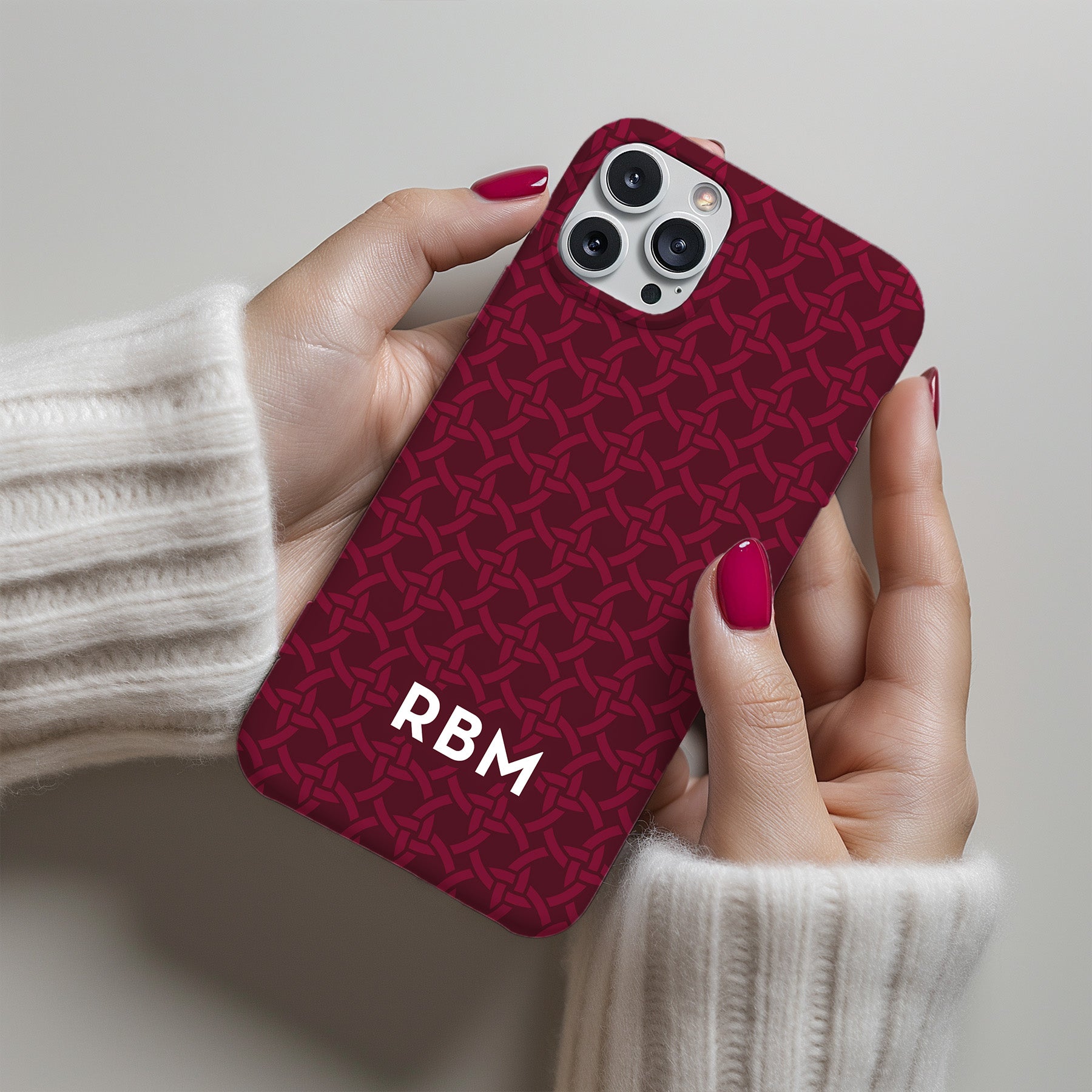 Personalizable maroon and white interlocking rings phone case for Bulldog fans – a stylish and elegant way to showcase your team spirit with a personalized touch!