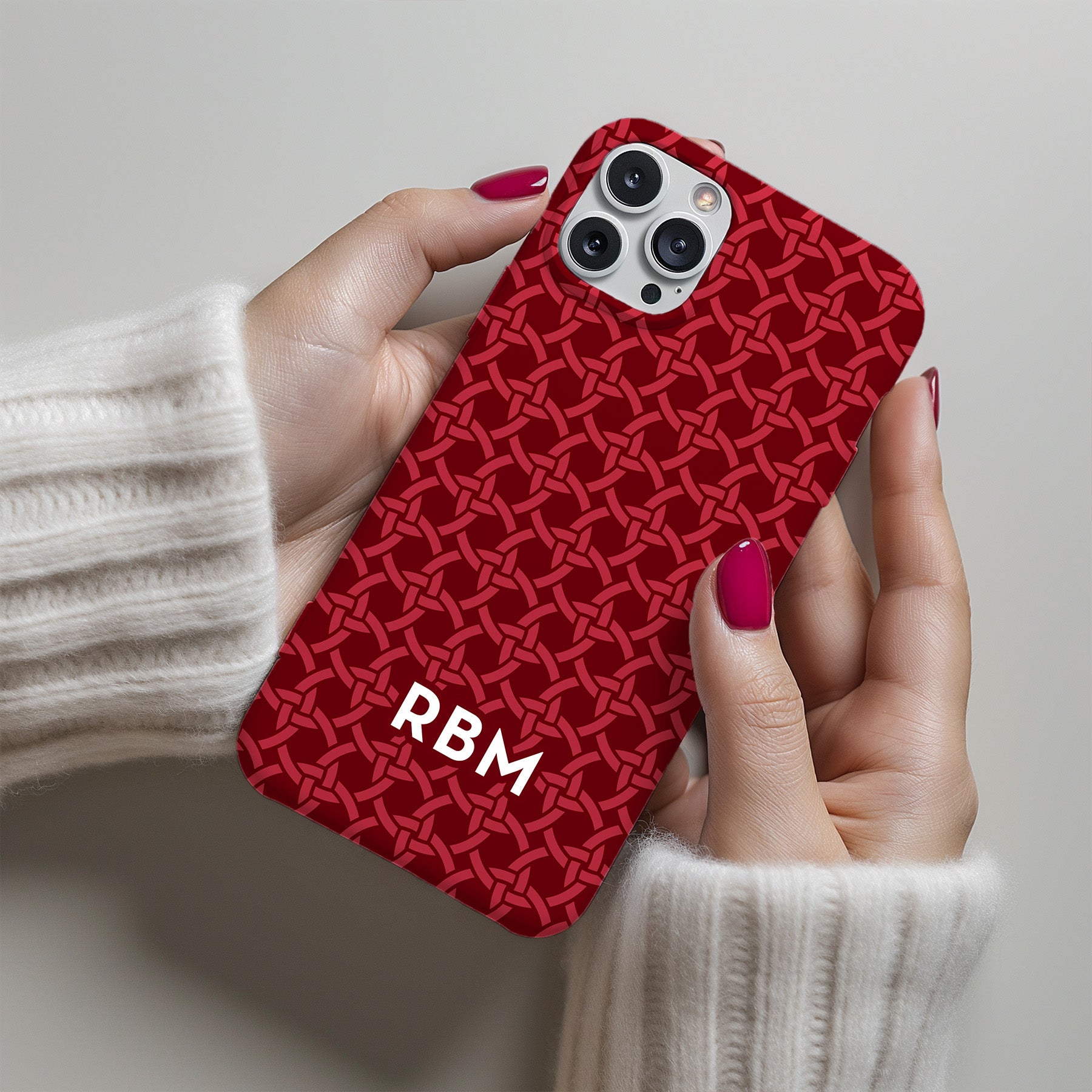 Personalizable red and white interlocking rings phone case for University of South Carolina fans – a stylish and elegant way to showcase your Gamecock pride with a personalized touch!