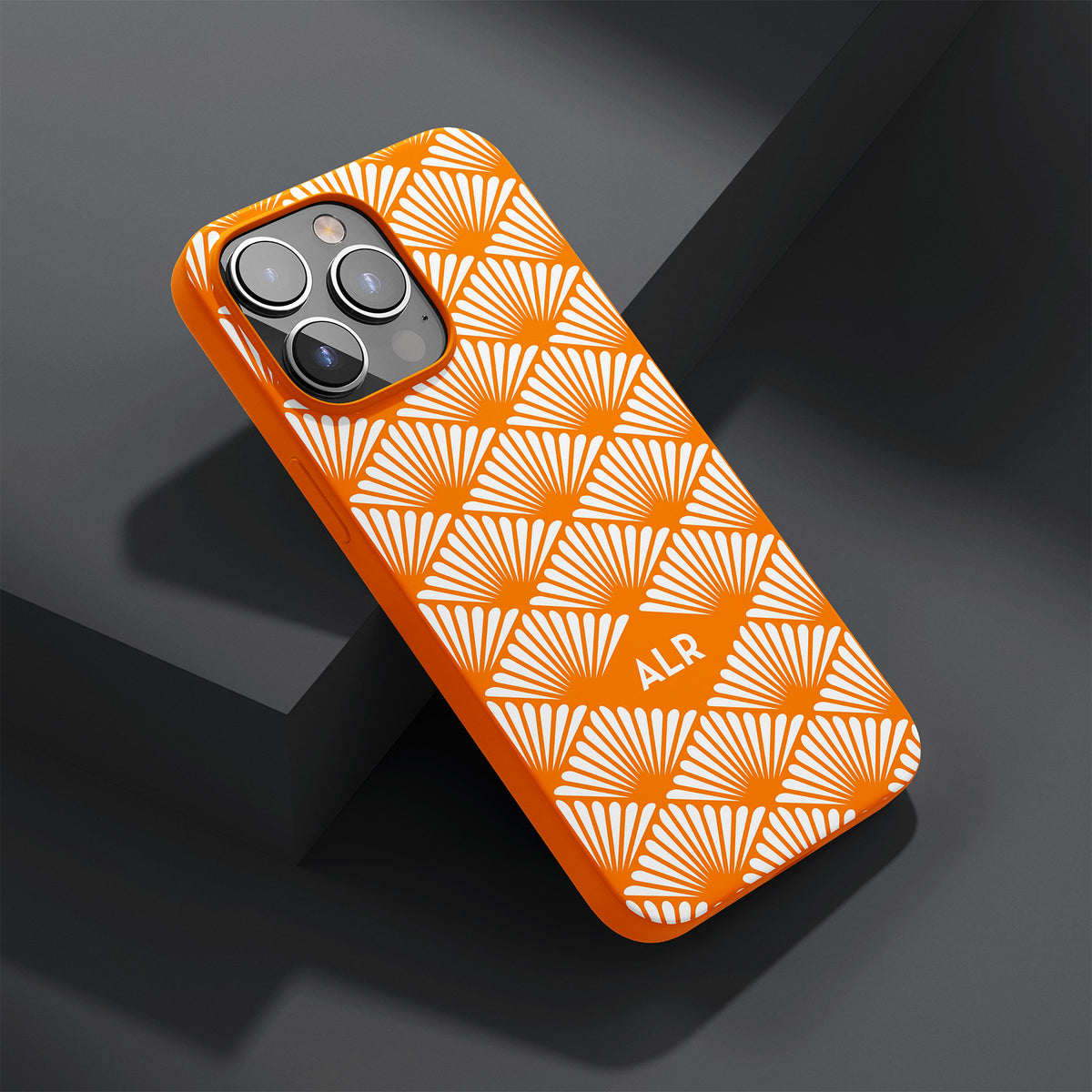 Personalizable orange and white fan blade diamond grid phone case for Tennessee fans – a sleek, luxurious design to rep your Volunteer pride with a custom touch!`